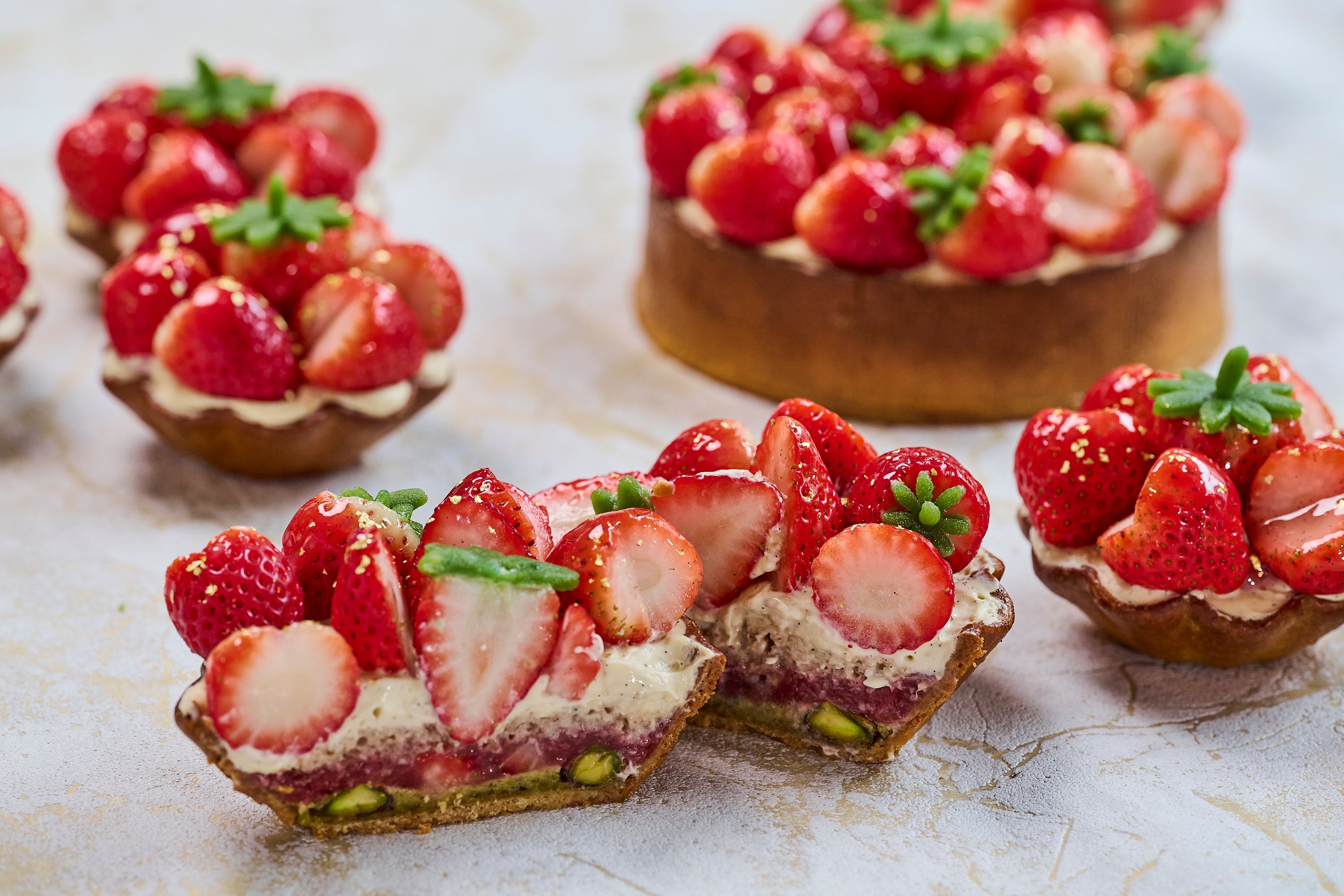 いちごたるとページ Tarte aux Fraises / イチゴのタルト | Charles-Henry Online